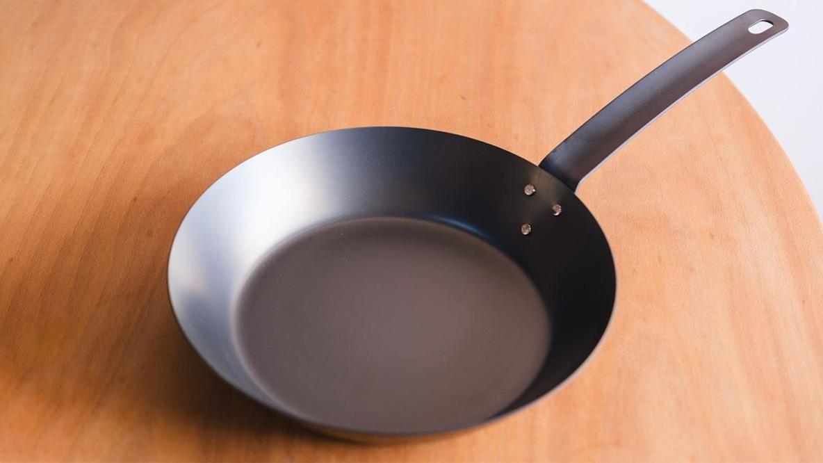 テフロンよりもむしろ気軽に使えるかも。無印良品の「IHでも使える鉄