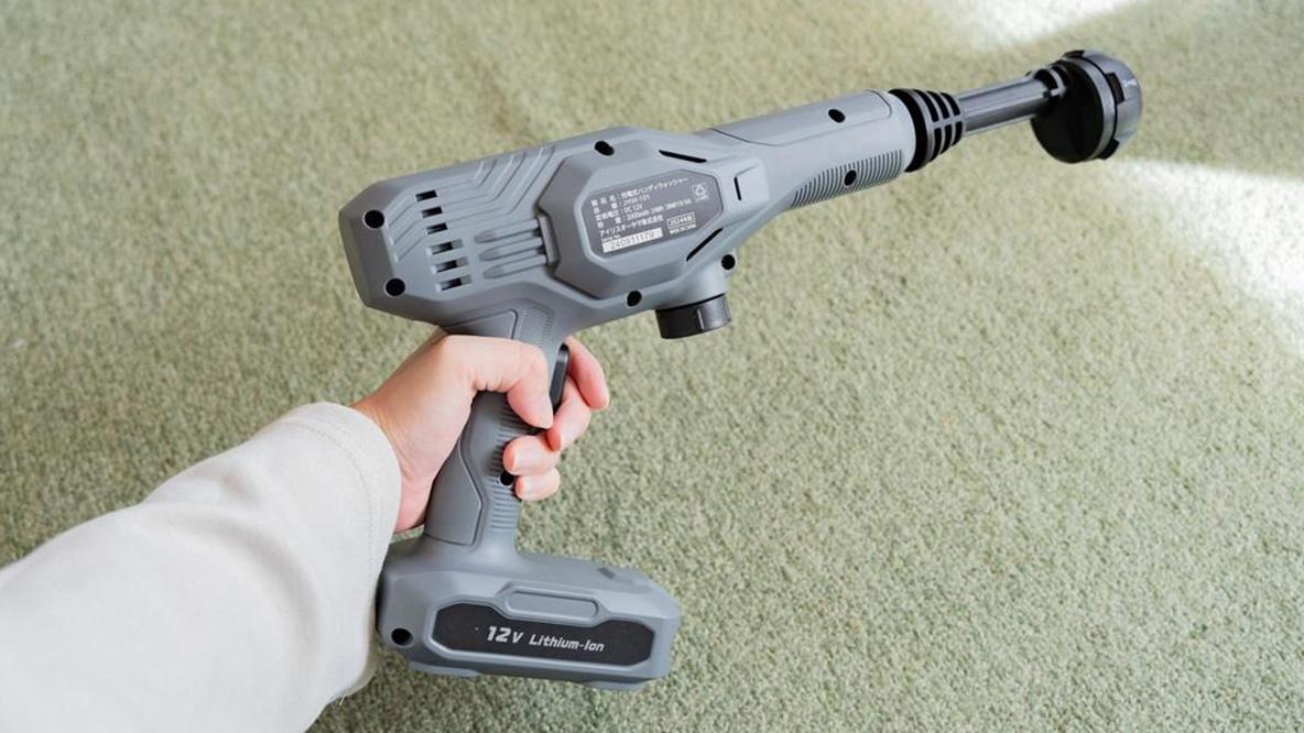 アイリスオーヤマの「ハンディ高圧洗浄機」で、かんたん洗車が叶ったよ