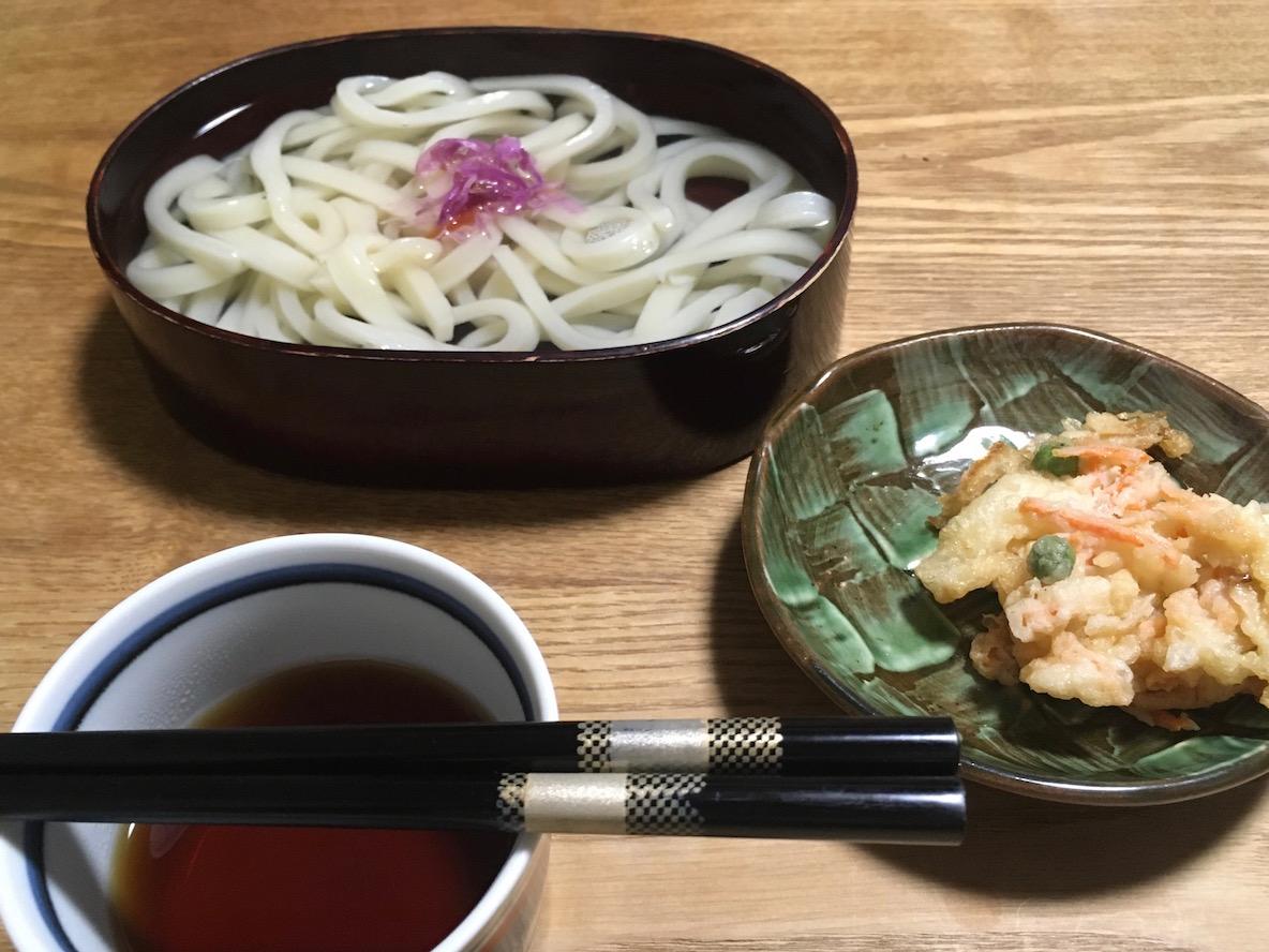 20年以上愛用するお弁当箱、職人が手がける井川メンパは使っていて