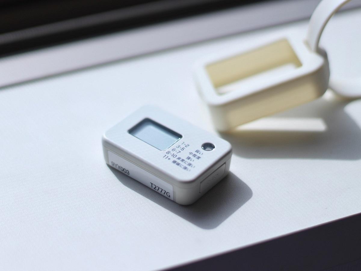 紫外線が見える！無印の「UVチェッカー」を使って今年こそ絶対焼かない