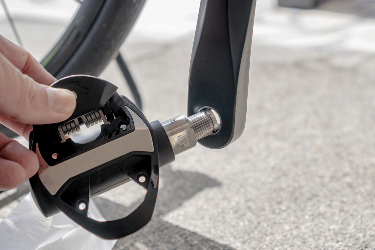 お手頃価格だけど機能はしっかりなペダル型パワーメーターでロード