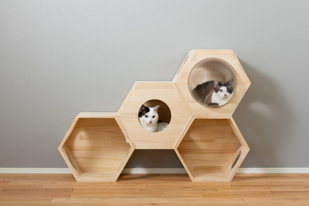 キャットタワーのDIY〜インテリアに馴染むおしゃれなキャットタワーを