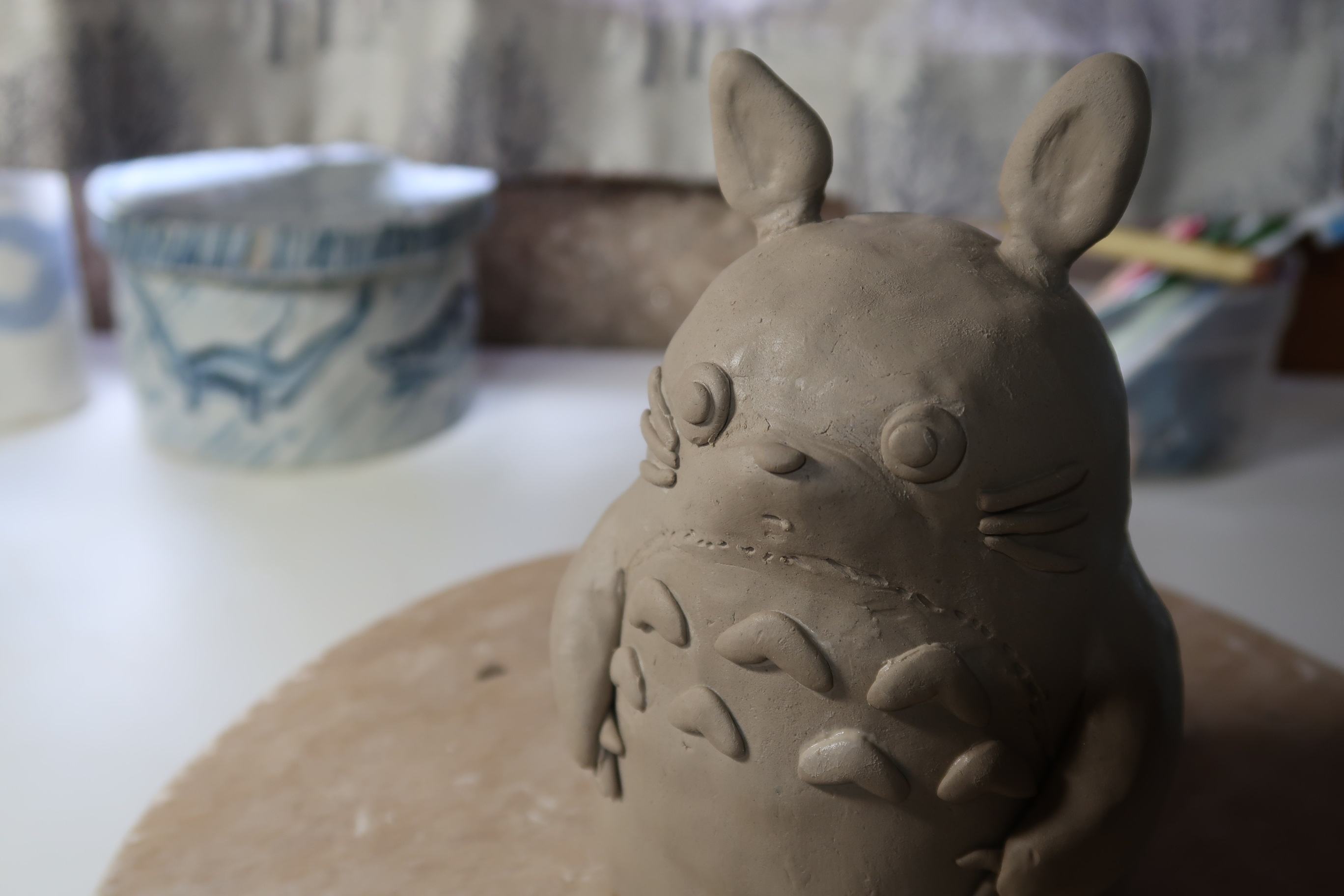 陶芸] 手びねり(紐づくり)でトトロの人形作ってみた How to make