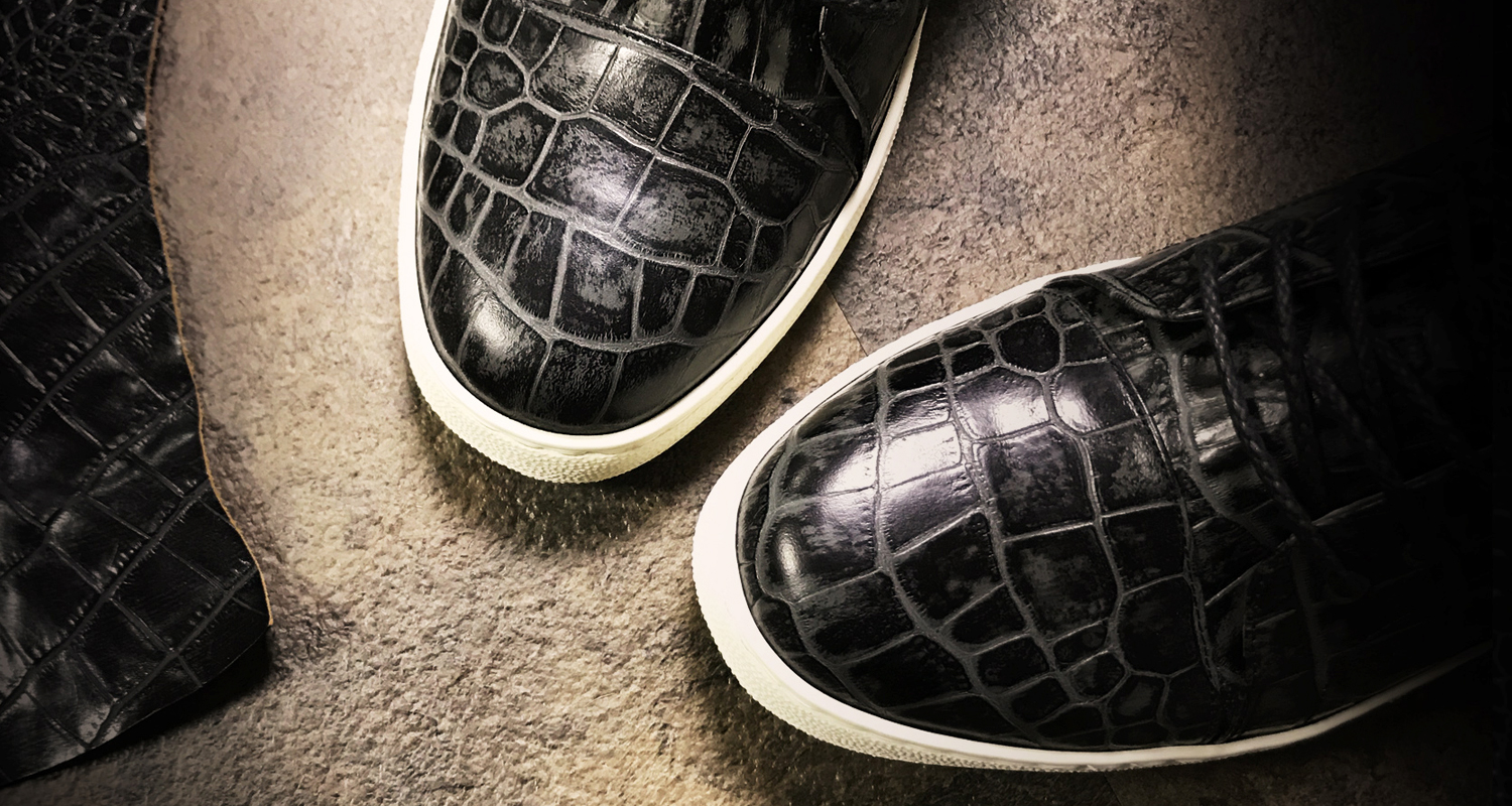 素材紹介 vol.3 -クロコ型押し(エンボスレザー)について- – ibona