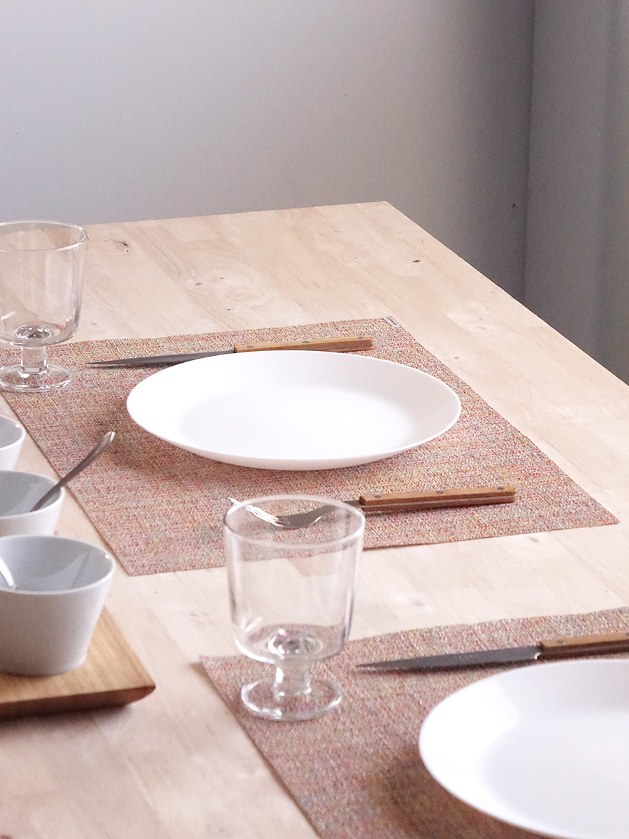 チルウィッチ ランチョンマット ブークレ｜マルチカラーのツイード