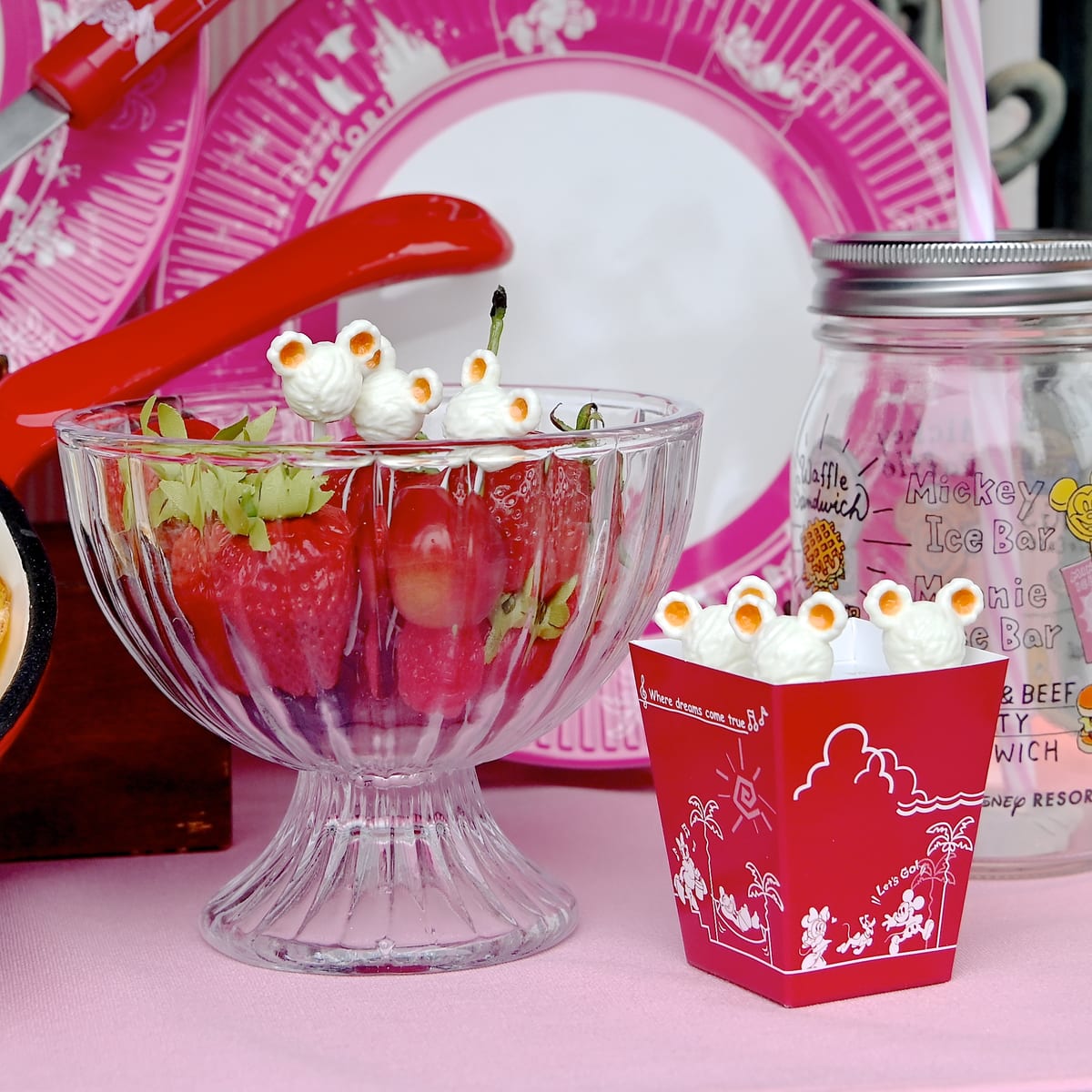 お弁当の時間がより楽しくなる！東京ディズニーランド ランチピック