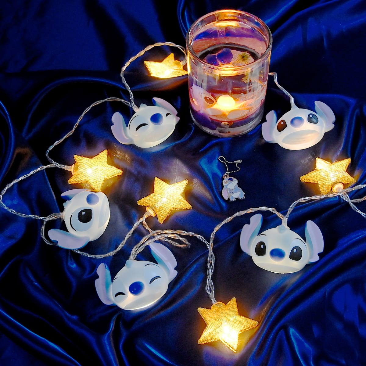 アヒルと一緒！ディズニーストア「スティッチの日」グッズ -