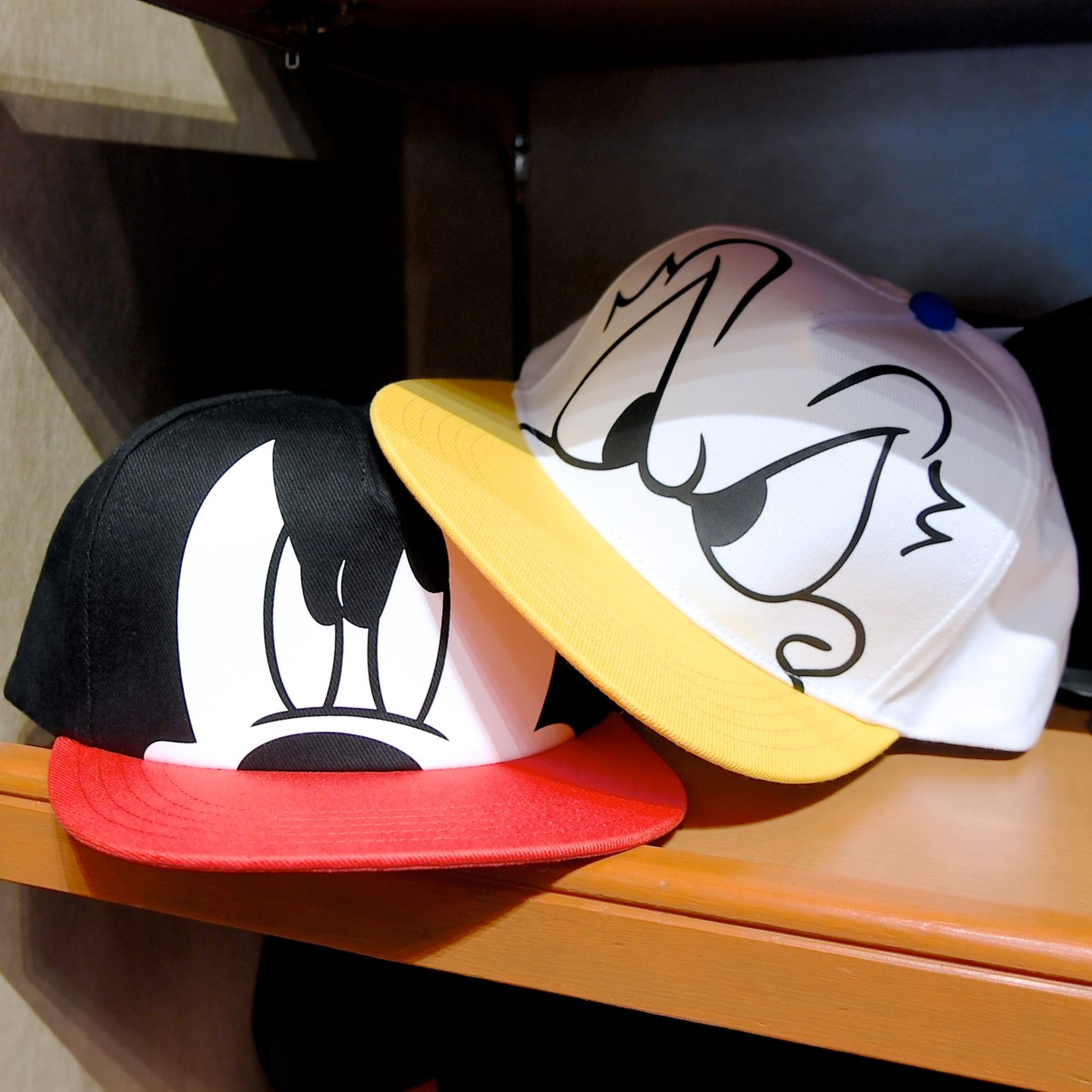 かわいいポンポン付きも続々登場！東京ディズニーランド“2018春夏