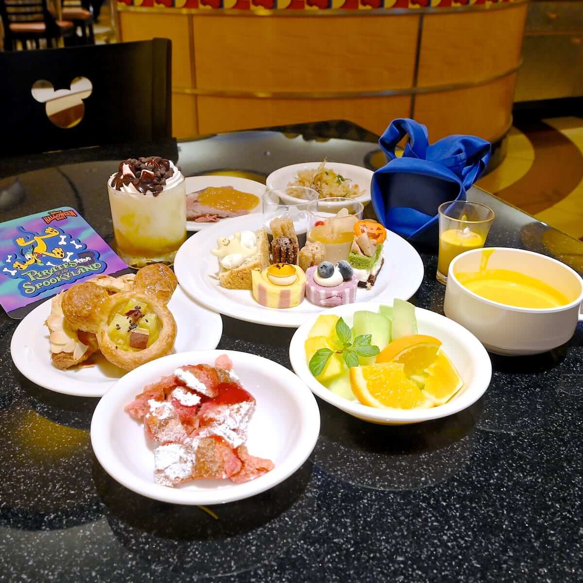 シェフ・ミッキー“ディズニー・ハロウィーン2021”ランチブッフェ -