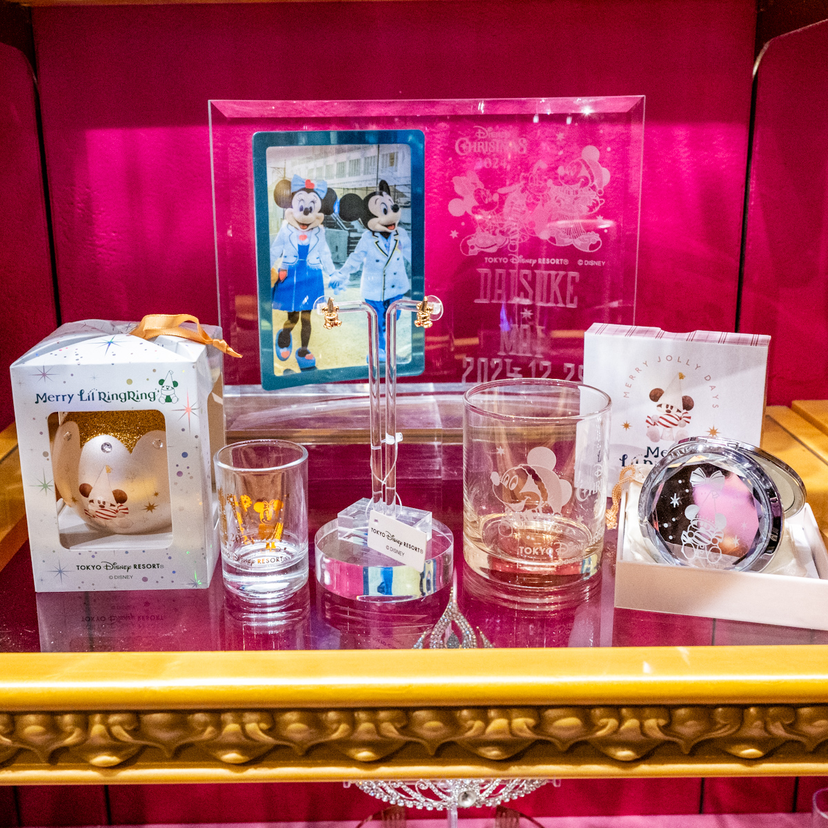 リルリンリン”のコンパクトミラーやピアスも！東京ディズニーランド