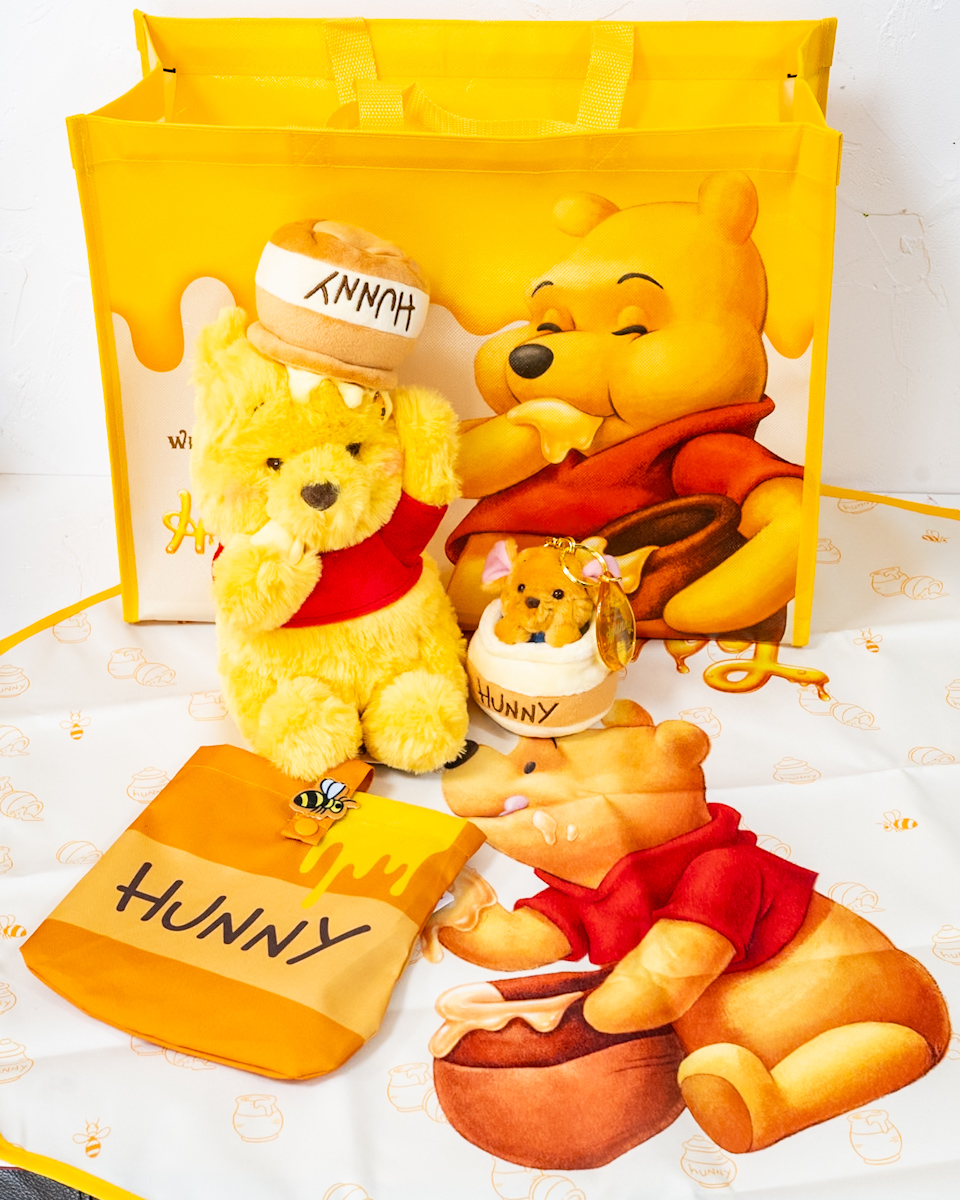 はちみつが大好きなプーさんをデザイン！ディズニーストア2025