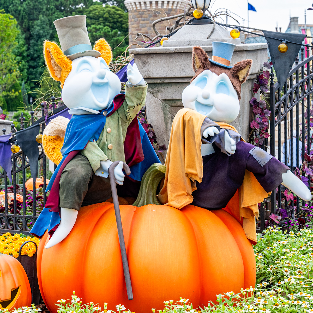 ヴィランズに扮したゴーストが登場！東京ディズニーランド”ディズニー