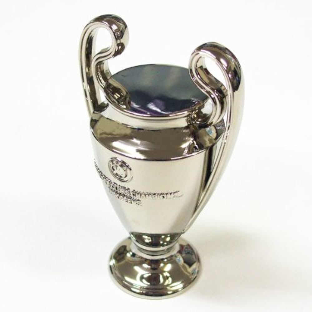 Amazon | UEFAチャンピオンズリーグ UEFAチャンピオンズリーグ