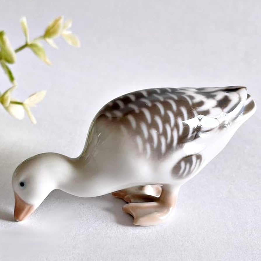 Amazon.co.jp: A4 ビングオーグレンダール B&G ガチョウ 鳥のフィギュ