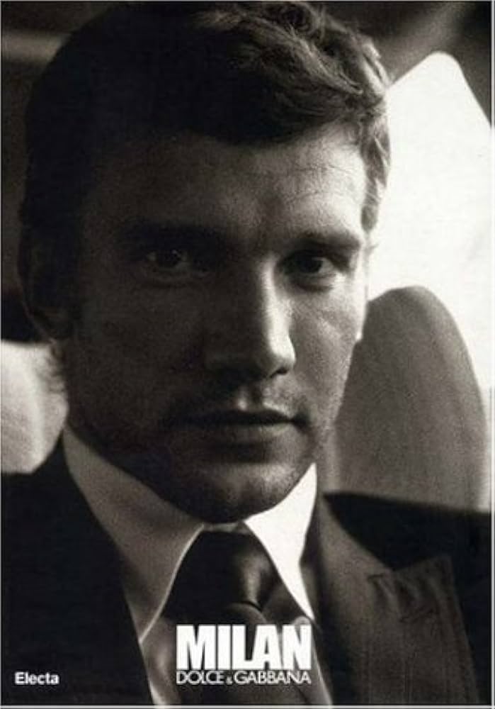 Amazon | Milan: Dolce Gabbana | Vivanco, Mariano | Sports