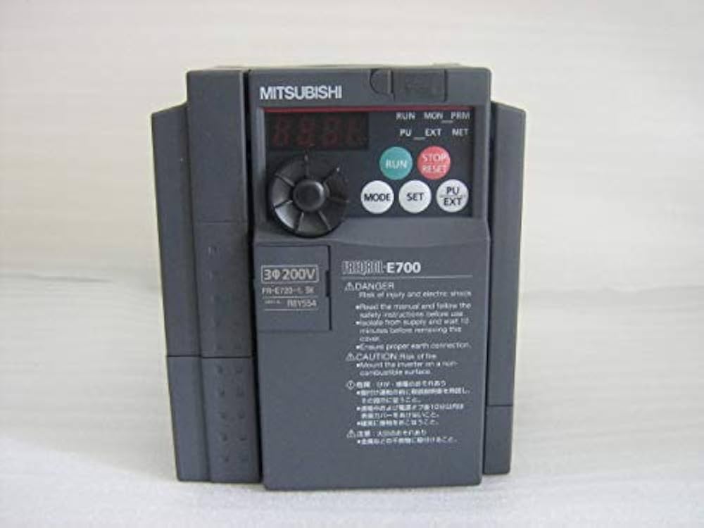 Amazon | 三菱電機 汎用インバータ FREQROL-E700 FR-E720-5.5K | 電設