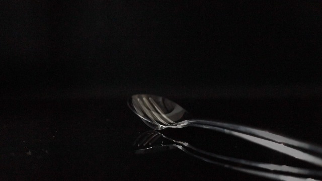 Amazon.com: Mikasa Zena 18.0 20 Piece Forged Stainless Steel