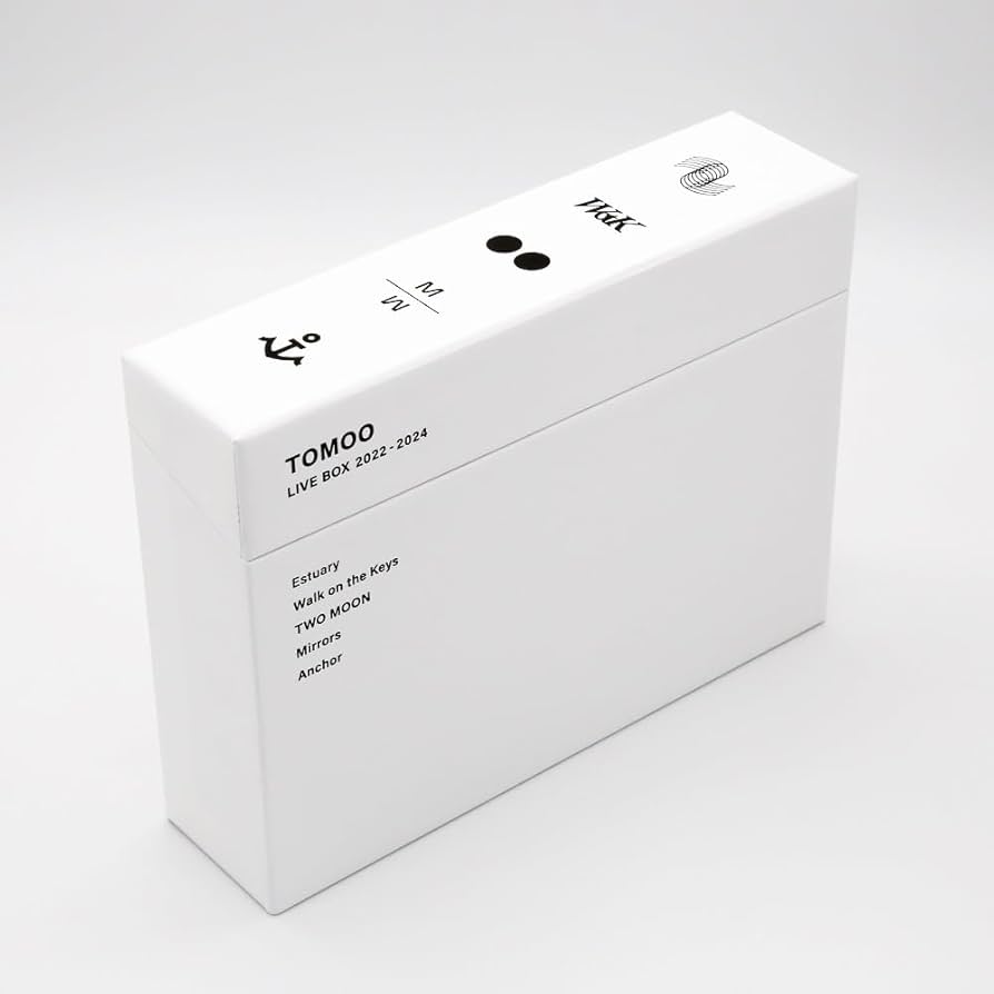 Amazon.co.jp: TOMOO LIVE BOX 2022‐2024[数量限定生産](特典なし