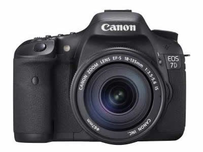 Amazon | Canon デジタル一眼レフカメラ EOS7D EF-S18-135ISレンズ