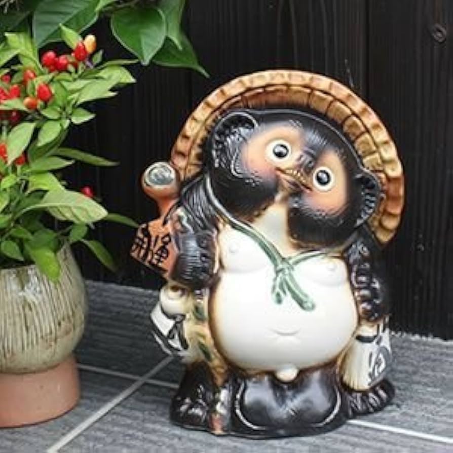 Amazon.co.jp: 信楽焼 8号開運狸 しがらきハンカチパッケージ 信楽焼き