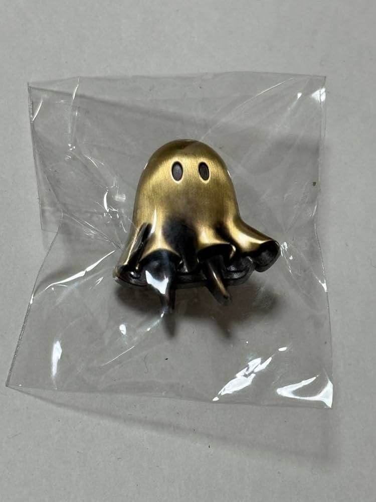 NieR ニーア リィンカーネーション 純金風ママピンバッジ ニーアオートマタ