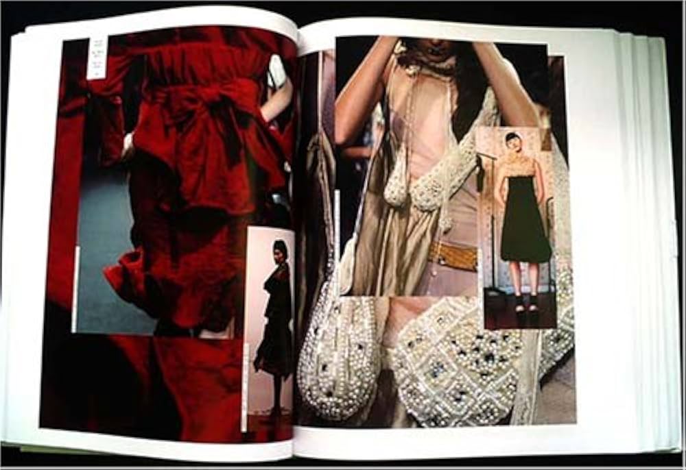 Sample: 100 Fashion Designers - 010 Curators: Editors of Phaidon