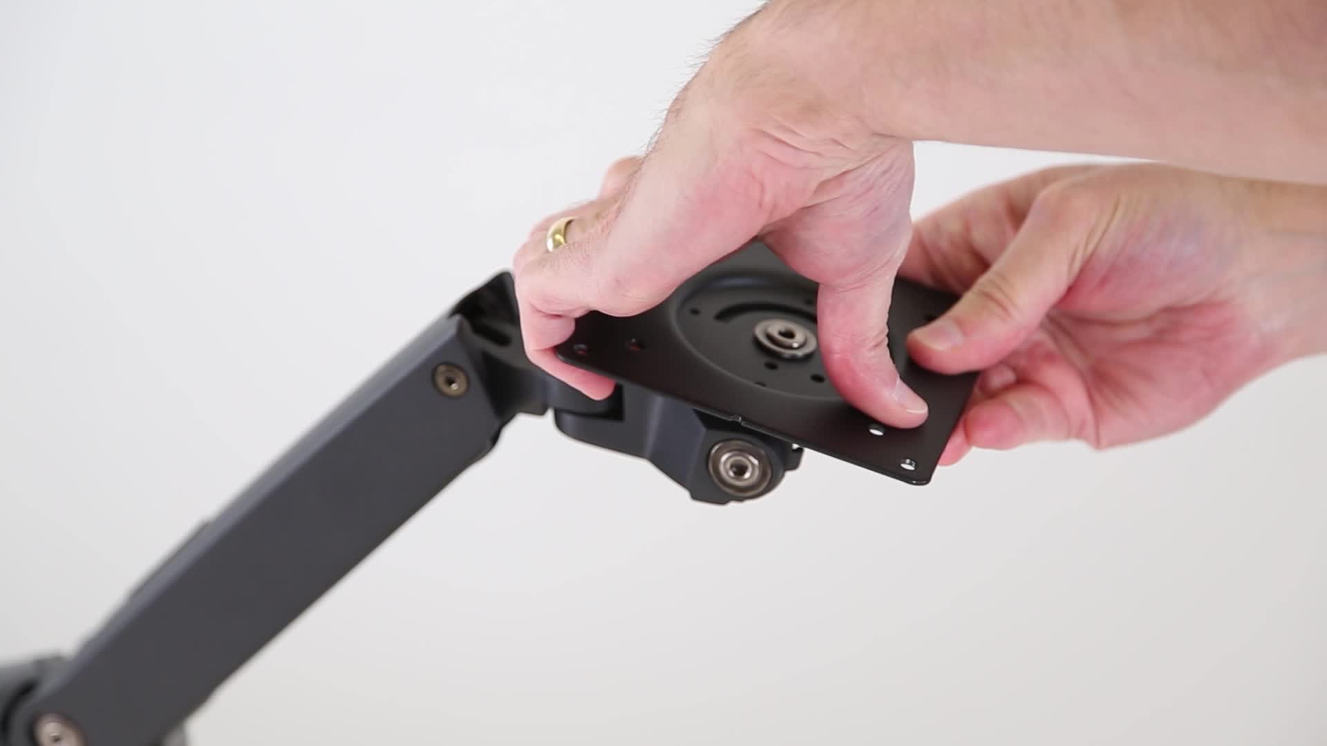 Amazon.co.jp: Amazonベーシック モニターアーム シングル