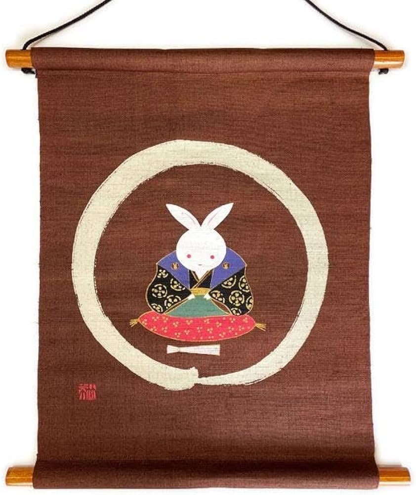 Amazon | 型染めタペストリー 円相にうさぎの口上 麻100％ 日本製 迎春