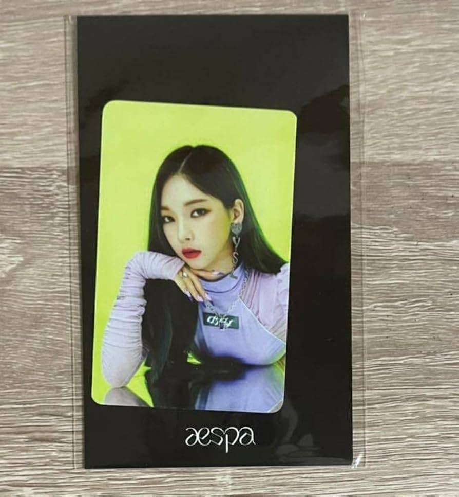 Amazon.co.jp: aespa エスパ black mamba sgs トレカ カリナ Karina