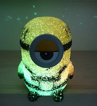 Amazon.co.jp: ミニオン 3Dキラキラライト スチュアート : おもちゃ