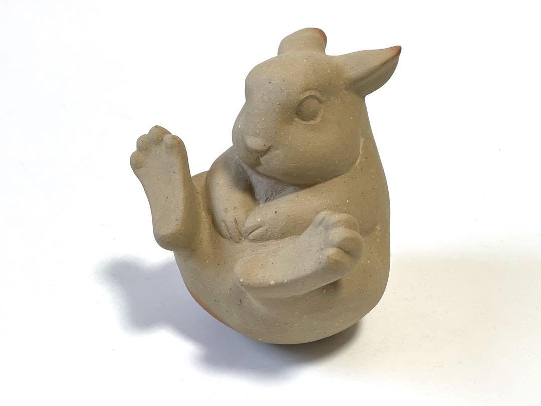 Amazon.co.jp: 作家物 陶芸家 藤原康 備前焼 卯置物 兎 うさぎ ウサギ