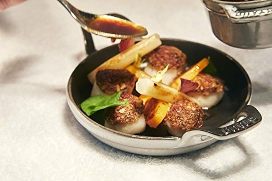 Amazon｜staub ストウブ 「 ラウンド スタッカブル ディッシュ グレー