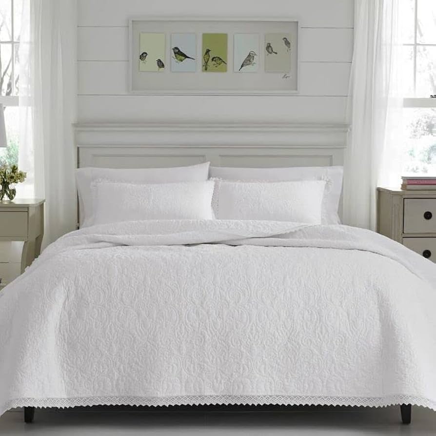 Amazon｜[Laura Ashley] ローラアシュレイ ベッドカバー ダブル