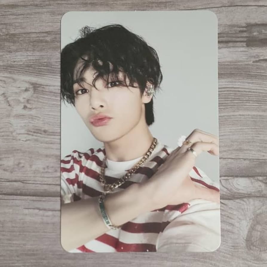 Amazon.co.jp: アイエン□Stray Kids スキズ MAXIDENT トレカ①ハート