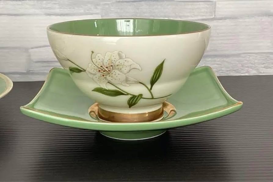 Amazon.co.jp: 深川製磁 君島一郎デザイン 百合 湯呑と茶托 各1客