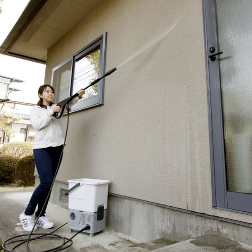 Amazon | アイリスオーヤマ タンク式高圧洗浄機 ホワイト/グレー SBT