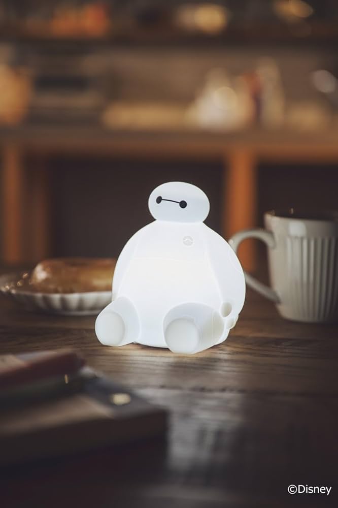 Amazon.co.jp: Disney ベイマックス お部屋ライトBOOK (バラエティ