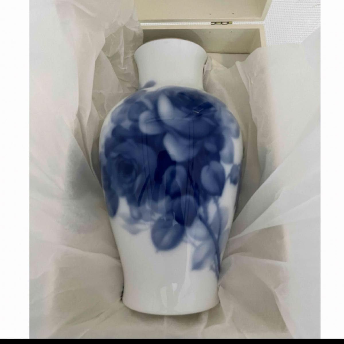 大倉陶園 okura ブルーローズ 28cm花器 【公式通販】