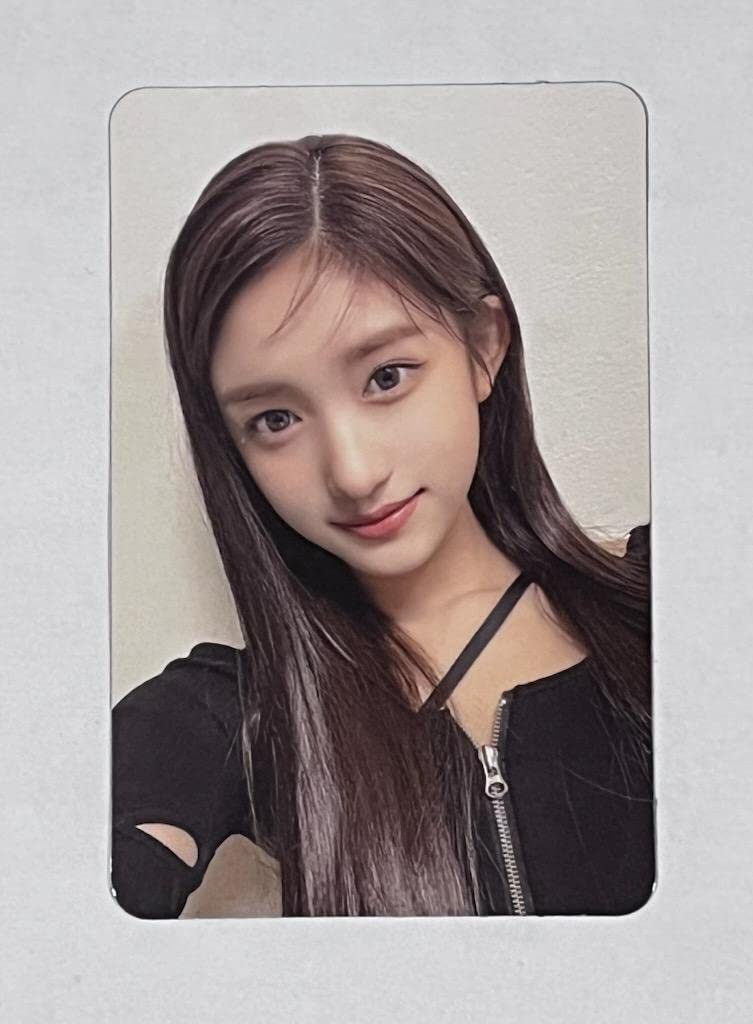 Amazon.co.jp: IVEイソちゃんのトレカ : おもちゃ