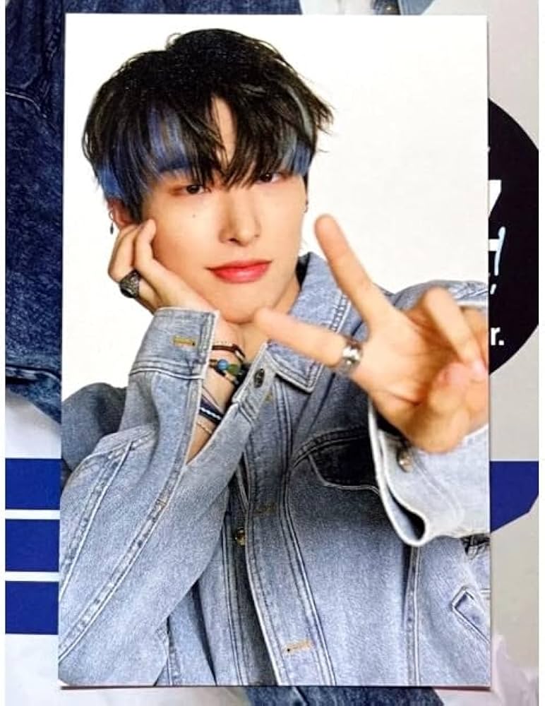 Amazon.co.jp: Scawai !! MEN white ATEEZ ミンギ 日本 雑誌 トレカ