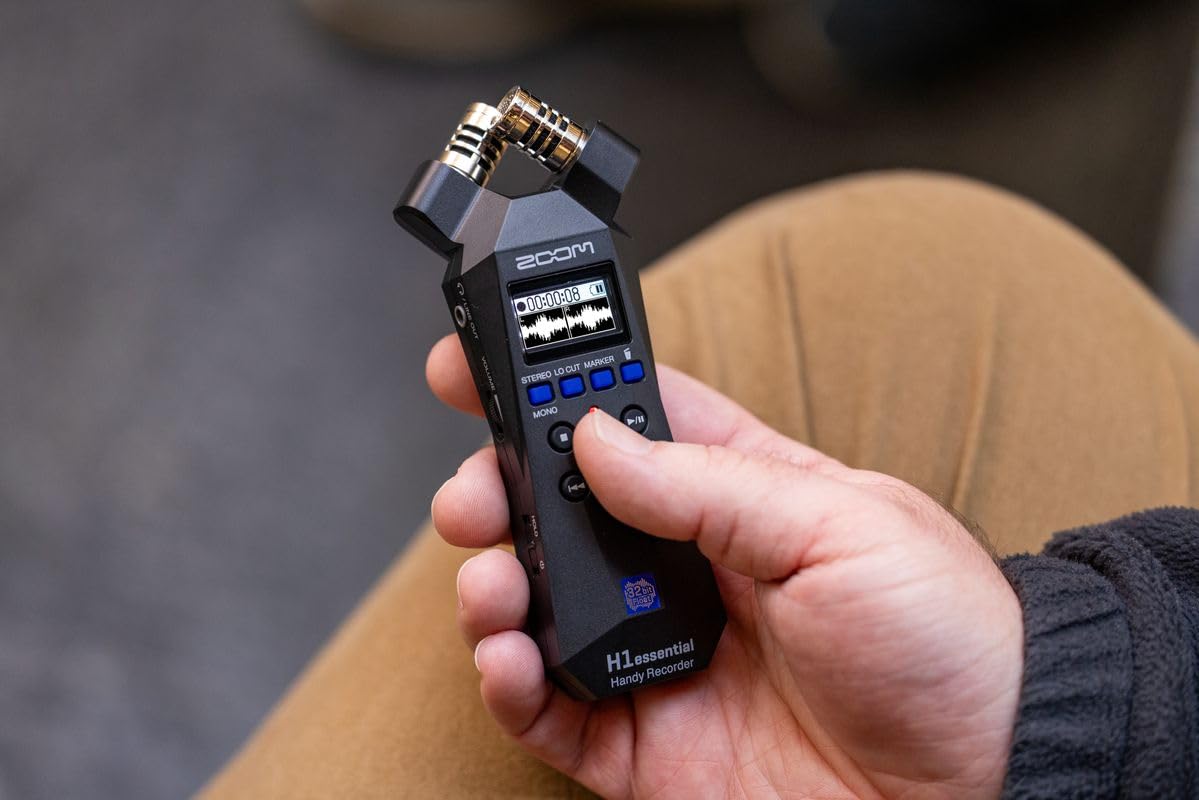 Amazon.com: Zoom H1 Essential Stereo Recorder with 32-Bit Float