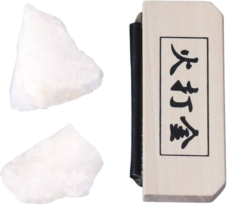 Amazon.co.jp: 火打金 （10cm×4cm）火打ち石2個付き 厄除け 切り火