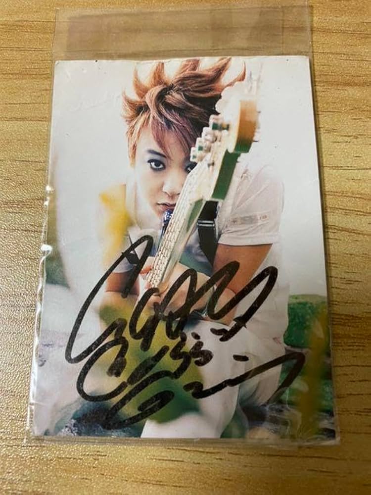 Amazon.co.jp: GLAY JIRO サイン入りカード 期間限定 お : おもちゃ