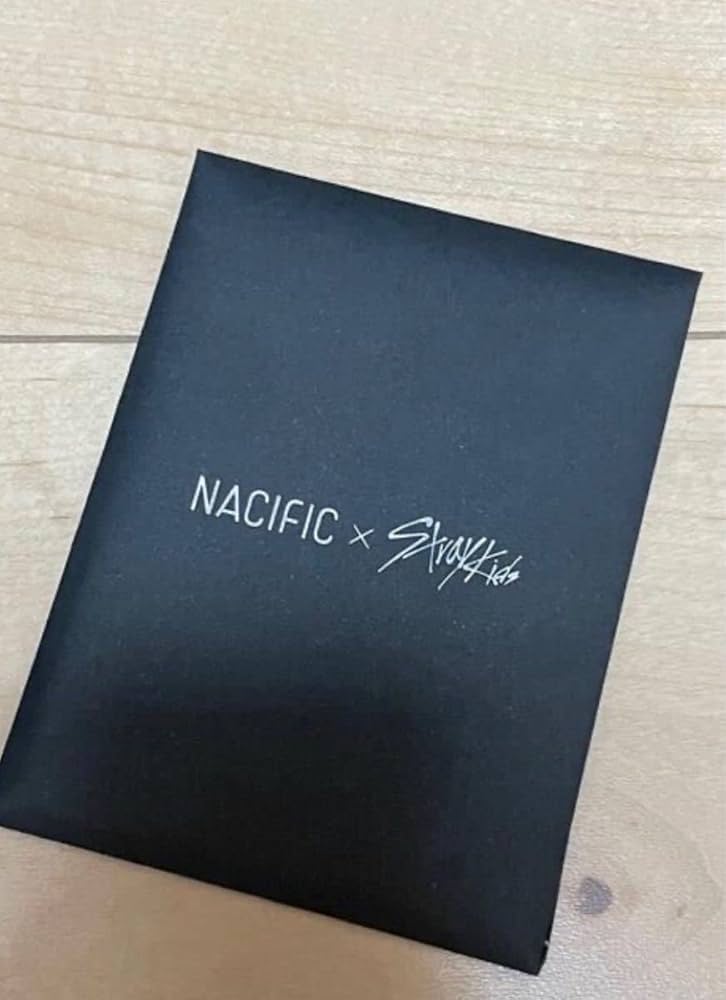 Amazon.co.jp: straykids スキズ ナシフィック トレカ 全員 セット