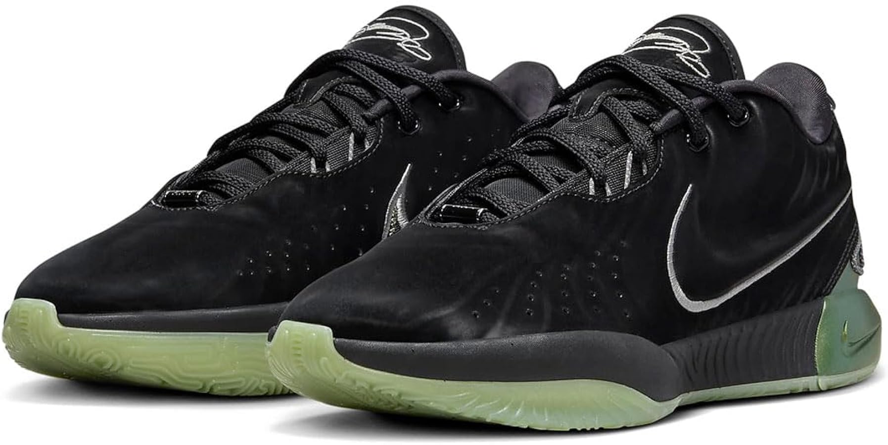 Amazon | [ナイキ] レブロン 21 