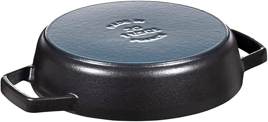 Amazon｜ストウブ(Staub) 「 両手フライパン ブラック 20cm