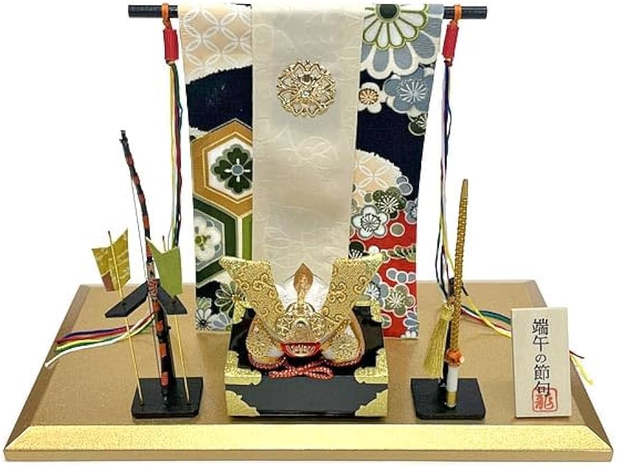 Amazon | 金色兜飾り（弓太刀付） 五月人形兜飾り 端午の節句卓上飾り