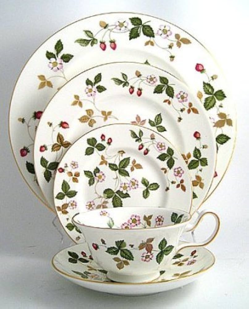 Amazon.co.jp: ウェッジウッドワイルドストロベリー5点セット