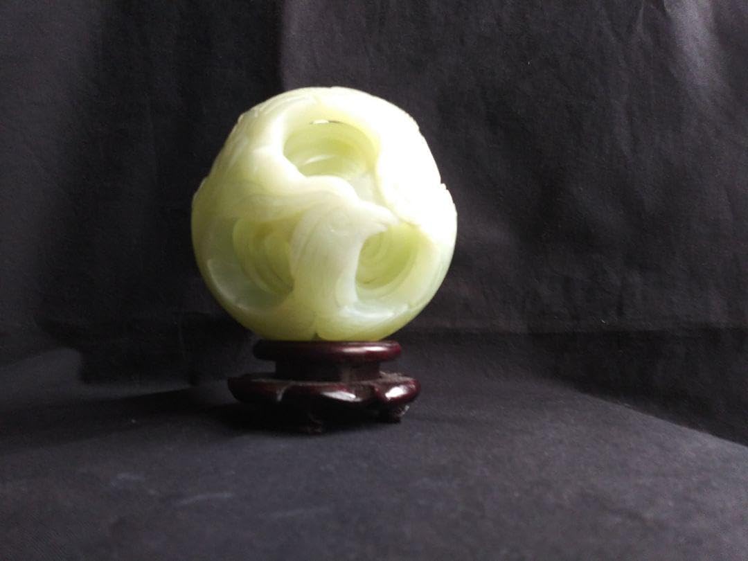 Amazon.co.jp: 多層球(7層) 岫玉製 中国工芸品 置物 NO.832 : 文房具