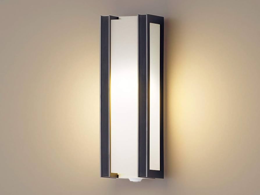 Amazon | パナソニック LED 玄関灯 ポーチライト 縦型 明るさセンサー